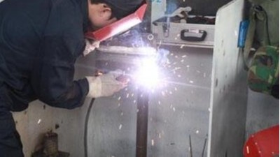 執(zhí)信環(huán)保,移動焊煙凈化器,焊接除塵設備,廠家直銷,值得信賴！