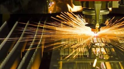 激光切割如何做到效益好，執(zhí)信環(huán)保激光切割煙霧過濾器廠家告訴您！