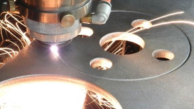 激光切割注意的6個點，執(zhí)信環(huán)保激光切割煙霧過濾器廠家為您解析！