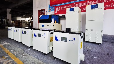 焊接車(chē)間除塵器,執(zhí)信環(huán)保凈化焊接企業(yè)車(chē)間煙塵污染。